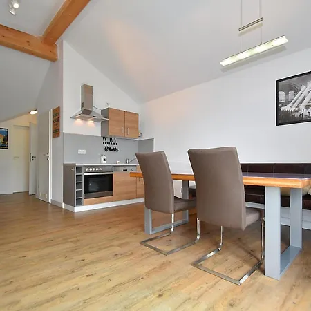 Apartment Modern In Near Lift